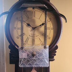 Kurt Geiger Clear Crossbody Bag with Chain Strap. Dust come with bag.